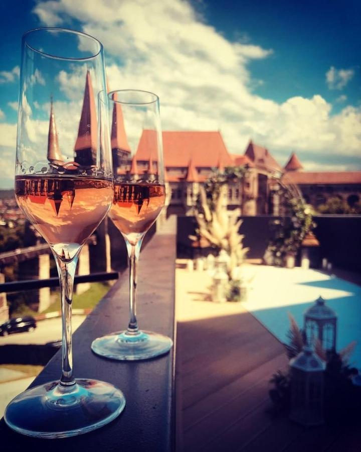 WERK Hotel&SPA Hunedoara Eksteriør billede