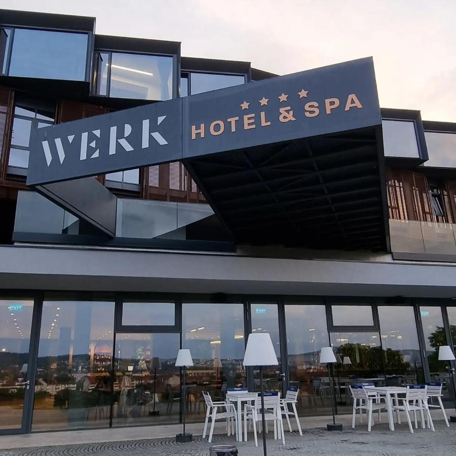 WERK Hotel&SPA Hunedoara Eksteriør billede