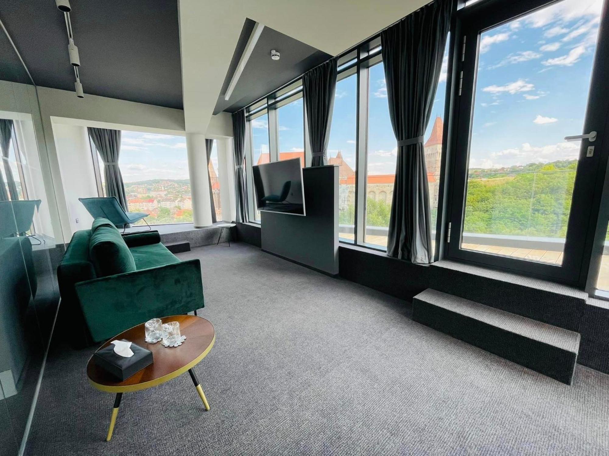 WERK Hotel&SPA Hunedoara Eksteriør billede