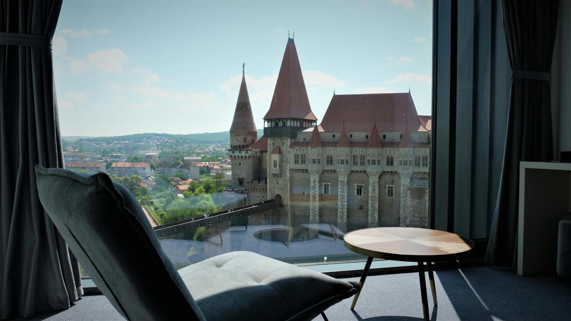 WERK Hotel&SPA Hunedoara Eksteriør billede